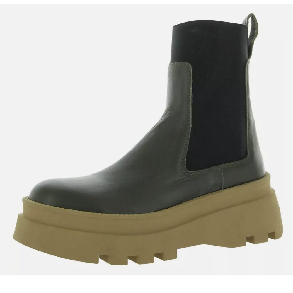 Steve Madden Sylar Booties Mismatch size 8/9